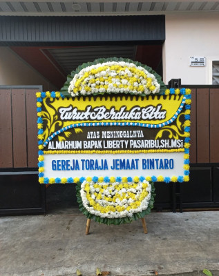Papan Bunga Duka di Cimone