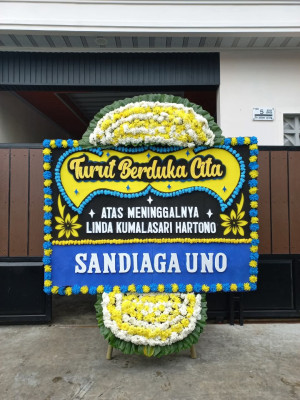 Papan Bunga Duka di Cimone